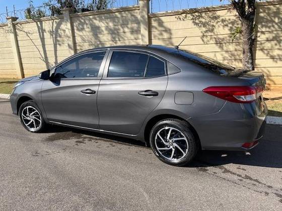 TOYOTA YARIS 1.5 16V FLEX SEDAN XLS MULTIDRIVE